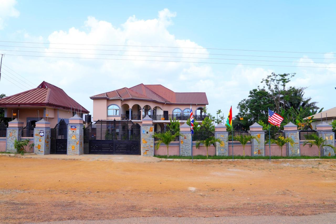 Osaah Bema Lodge Antoa 外观 照片